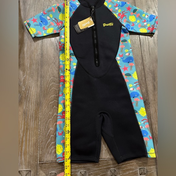 Goldfin Wetsuit - Picture 9 of 14